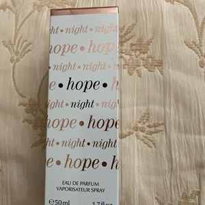 Hope Night Fragrances 50 ML 1.7 fl oz Eau de Parfum Vaporisateur Spray